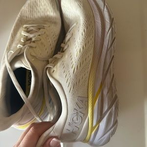 Preloved Hoka shoes